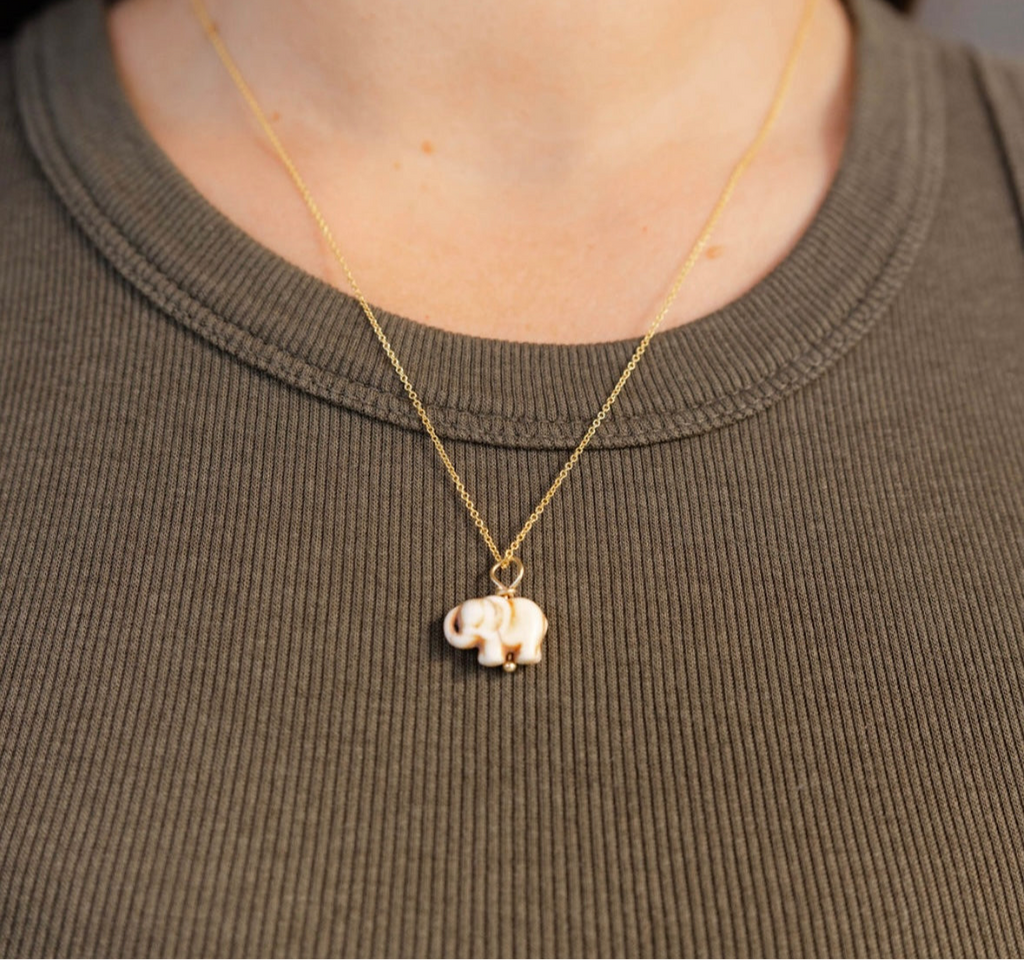 Elephant necklace with baby elephant clearance