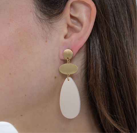 Creamy Sands Leather and Gold Drop Earrings