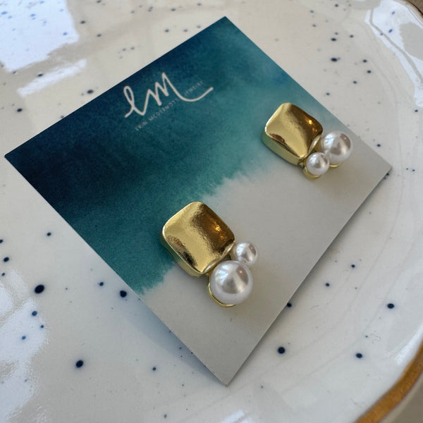 Pearl and Gold Studs