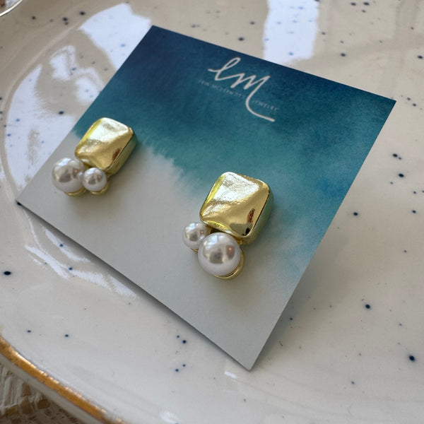 Pearl and Gold Studs