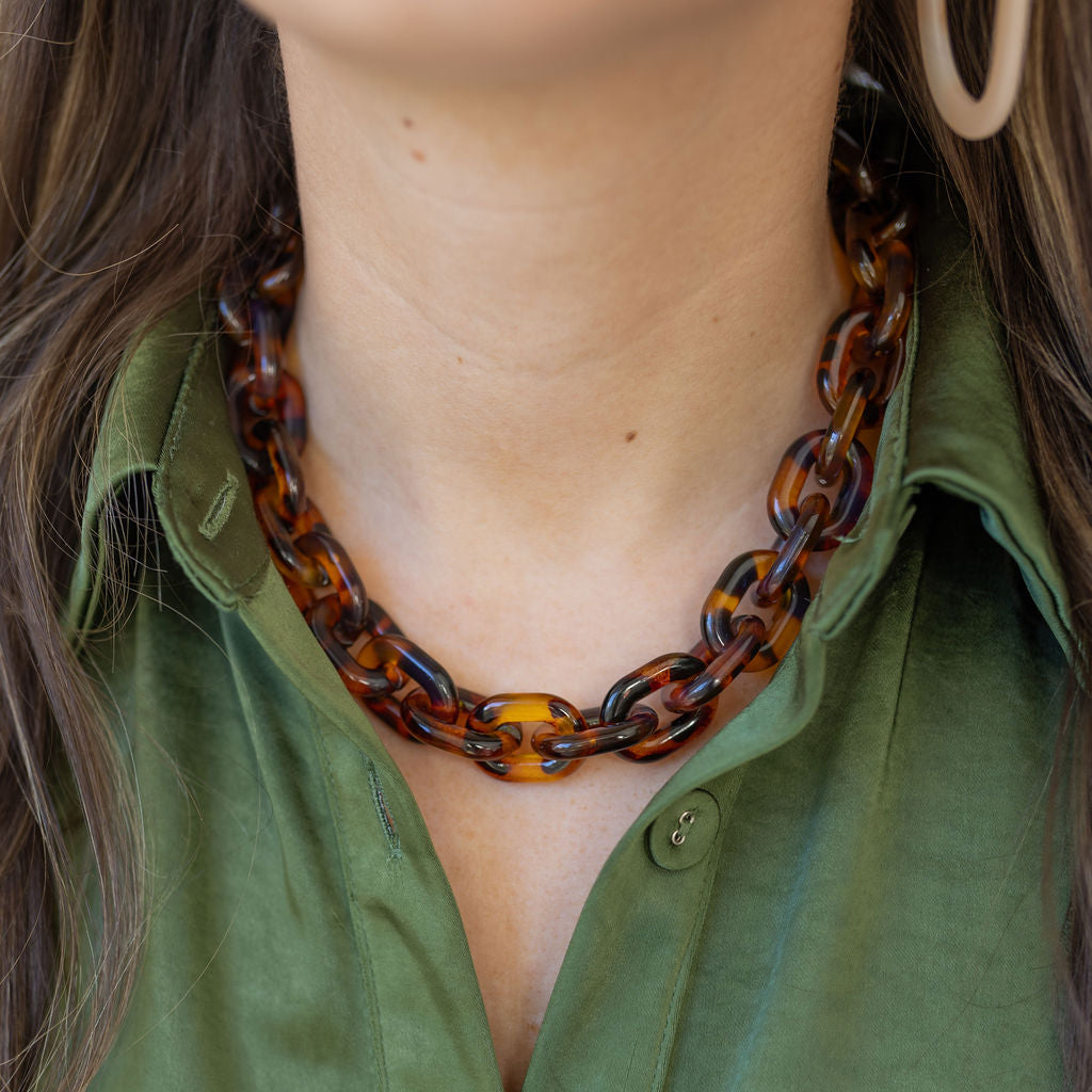 Model wearing chunky leopard print resin chain necklace