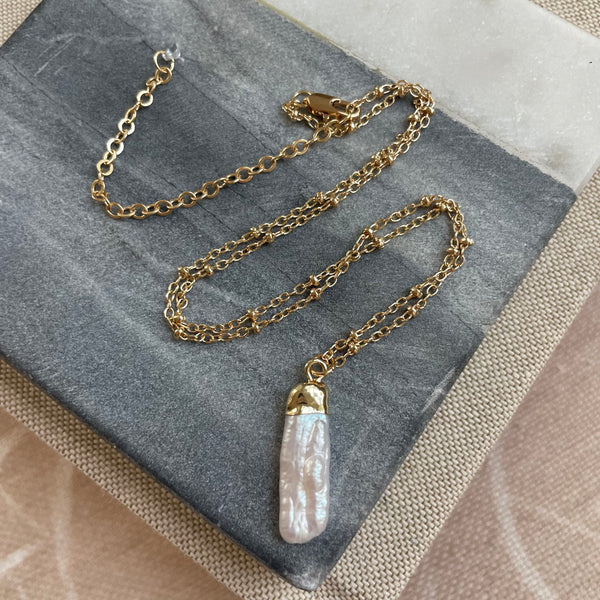 Freshwater Pearl and Gold Necklace
