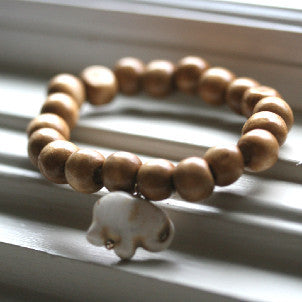 Lucky Elephant Bracelet (natural wood)