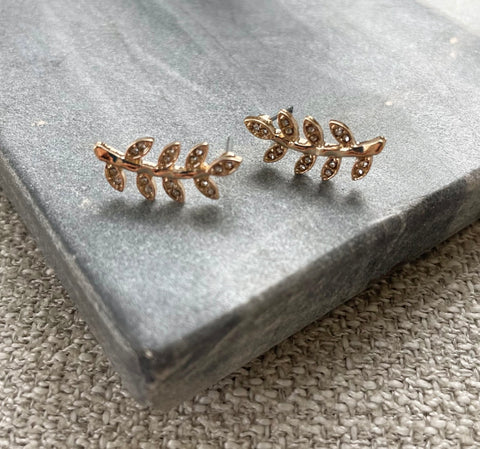 Elizabeth Studs
