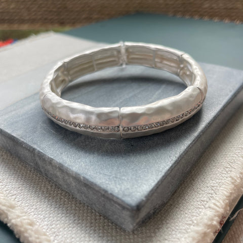 Silver quartz stretch bracelet